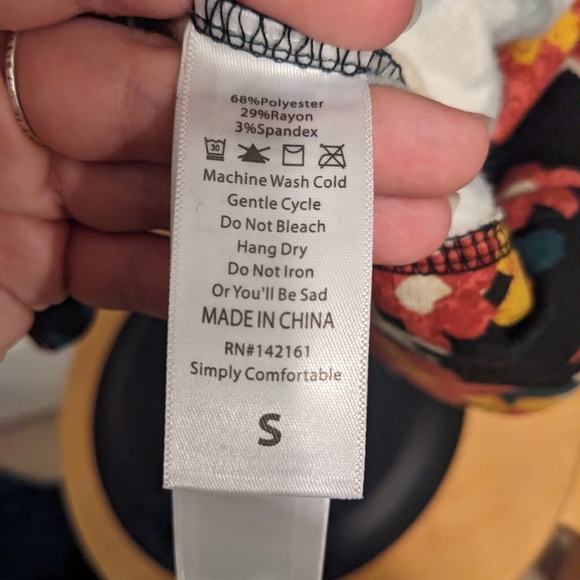 NWT Lularoe Reagan Floral Design Size Small - Picture 8 of 8